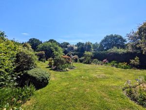 Photo 17- click for photo gallery